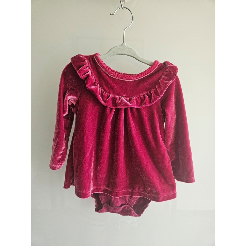 Carter's baby girl Skirted romper 18 mos